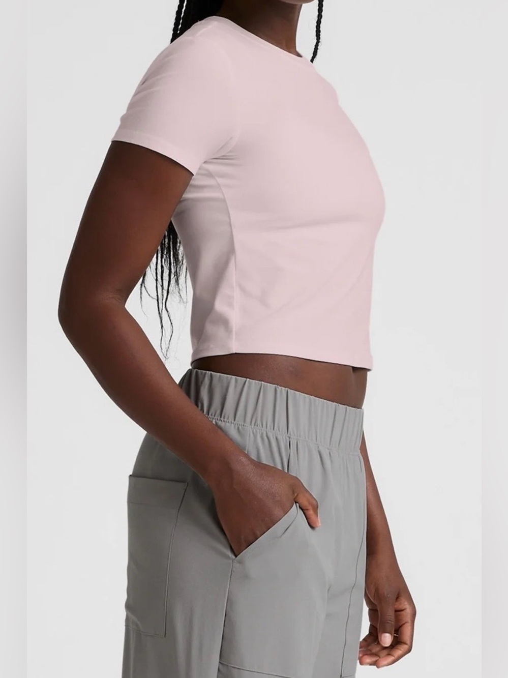 NWT- Beyond Yoga Women’s pale Pink Heather Featherweight Cropped Tee - Picture 3 of 11